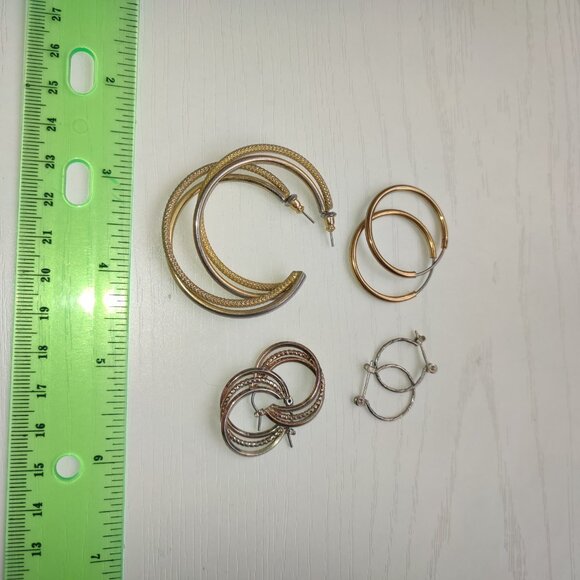 Lot 4 Pairs Earrings Vintage Gold Silver Tones Loops Hoops Bundle Pcs - Picture 2 of 7